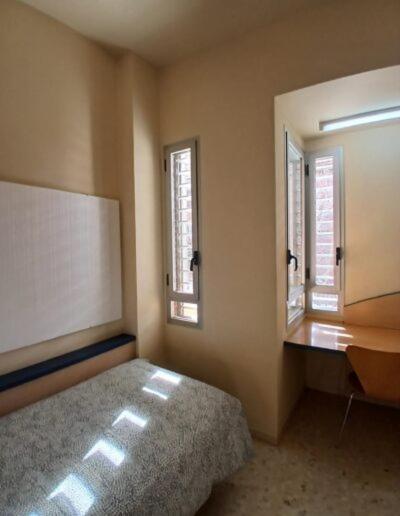 סביליה Larru Los Bermejales Residencia Universitaria מראה חיצוני תמונה